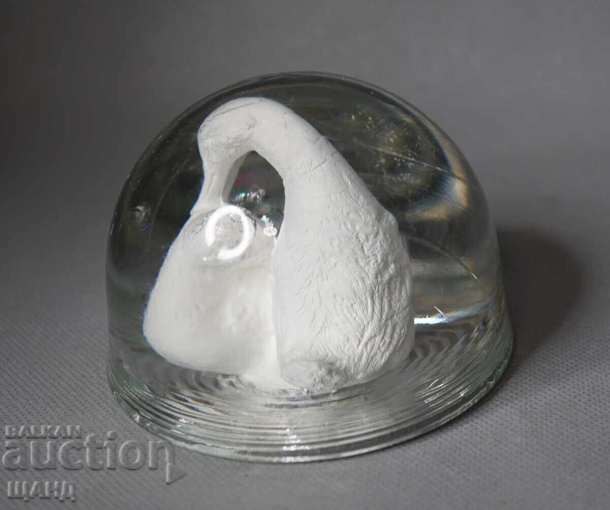 Δημοπρασία Παλιό γυάλινο χαρτοκόπτης μπάλα με πάπιες Δημοπρασία Παλιό γυάλινο χαρτοκόπτης μπάλα με πάπιες