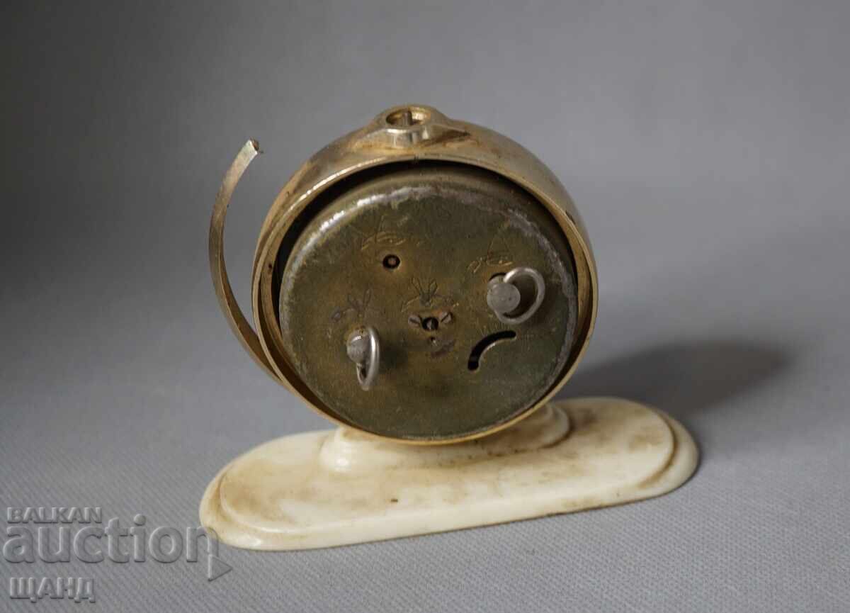 Аукцион Стар Руски Часовник Будилник СЛАВА СССР Космическа ракета Аукцион Стар Руски Часовник Будилник СЛАВА СССР Космическа ракета