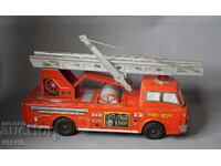 Стара Японска метална играчка  модел камион пожарна