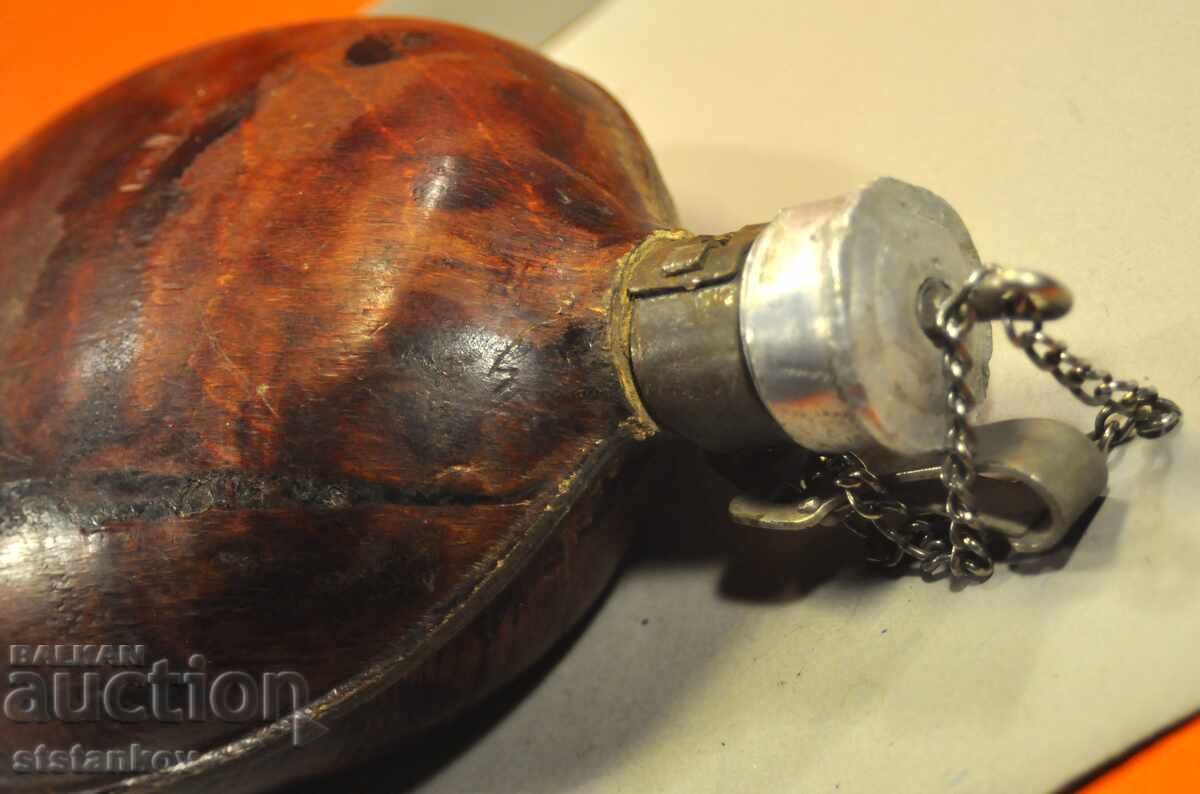 Стара алуминиева манерка с фурнир от Българската армия - 6 Стара алуминиева манерка с фурнир от Българската армия - 6