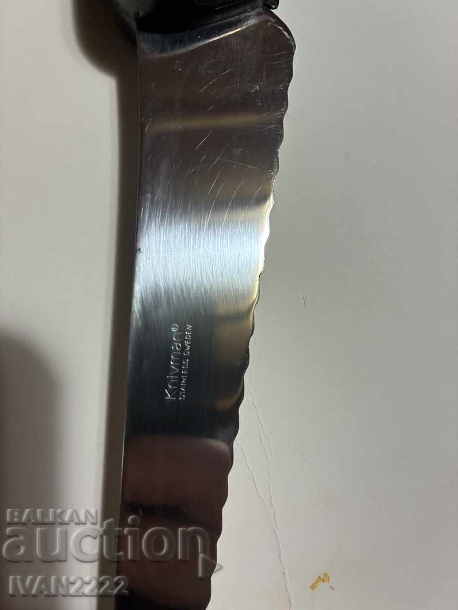 Vând cuțit cu preț € 10.00 | 19.56 BGN Vând cuțit cu preț € 10.00 | 19.56 BGN