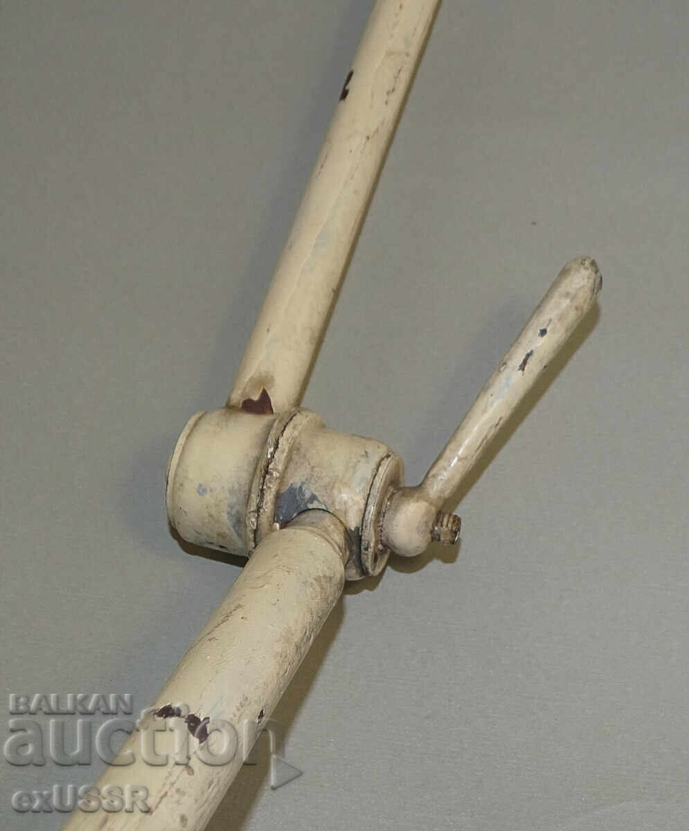 Licitație Veche lampă de lucru germană cu brațe, email, anii 1930