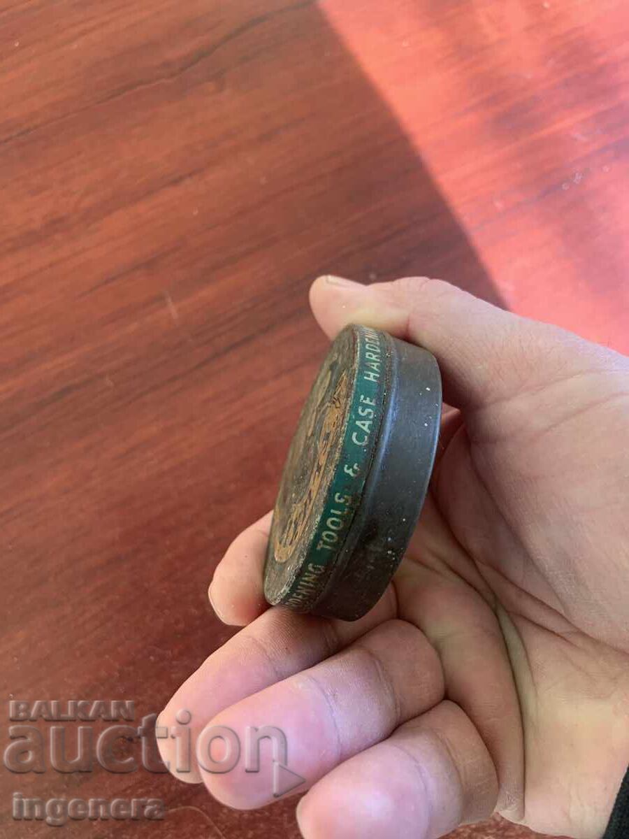 СТАРА МАРКОВА МЕТАЛНА КУТИЯ С ФЛЮС ПАСТА ЗА ЗАПОЯВАНЕ РЕТРО с цена € 11.00 | 21.51 лв.