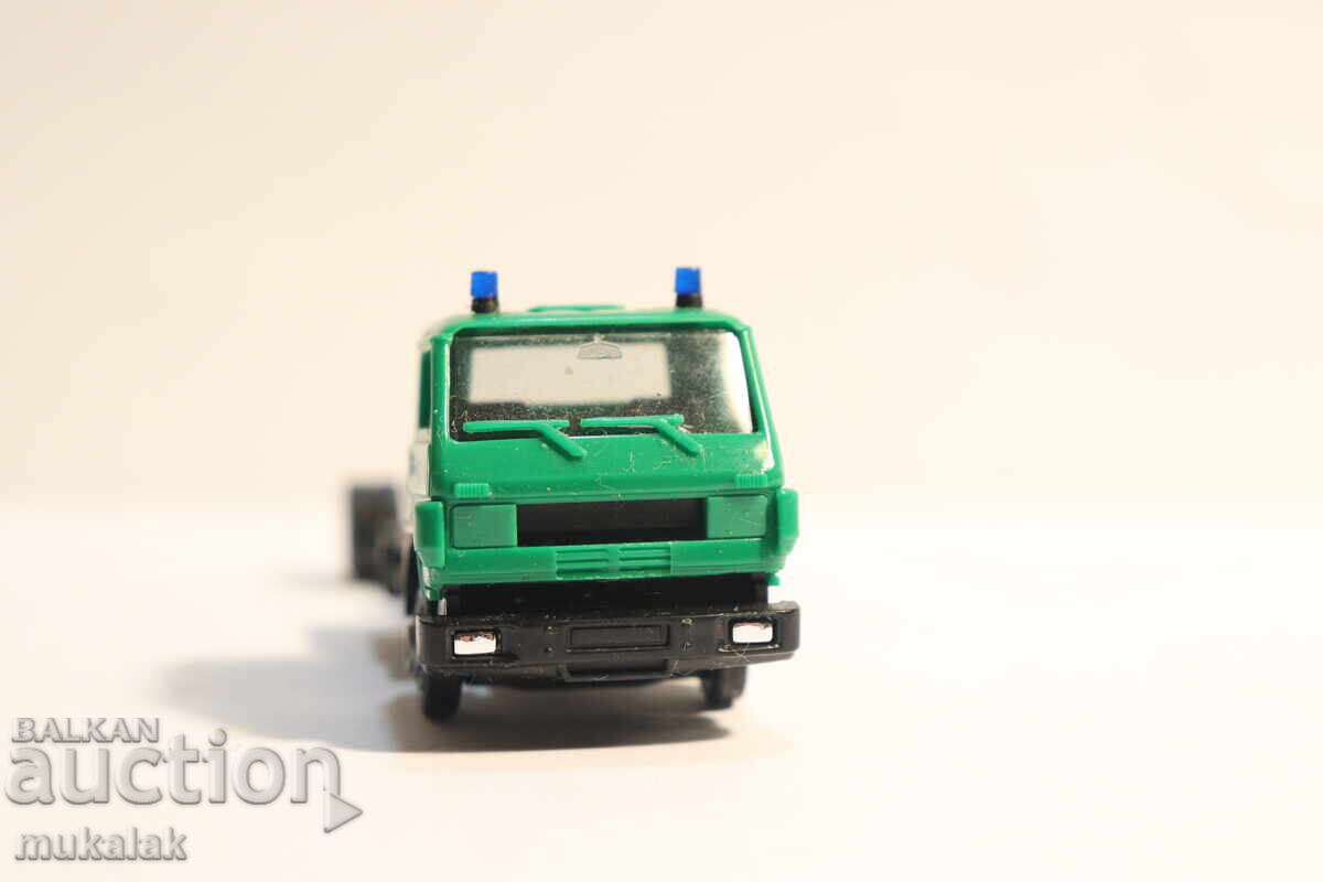 Licitație BREKINA??? H0 1/87 MAN POLIȚIE POLITSIYA KOLICHKA MODEL