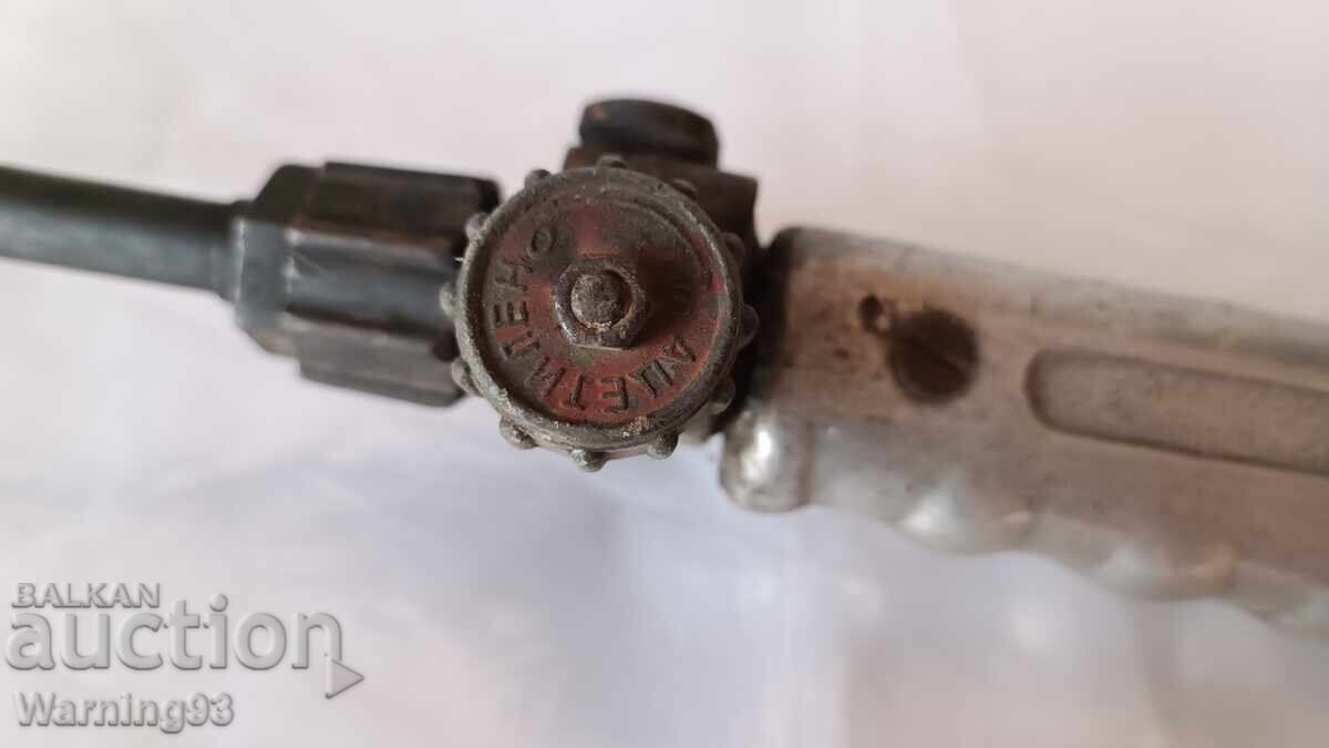 Tăietor / Oxigen Gazo-Oxigen-Acetilenă Tăiere - KRAKRA cu preț € 25.00 | 48.90 BGN Tăietor / Oxigen Gazo-Oxigen-Acetilenă Tăiere - KRAKRA cu preț € 25.00 | 48.90 BGN