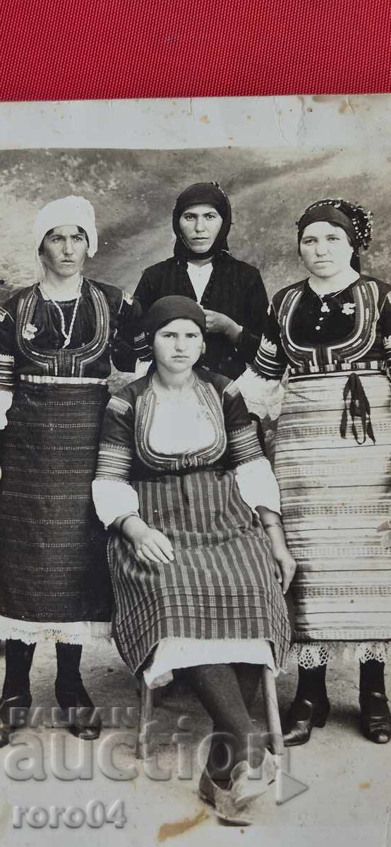 MEDIA - MOMI cu preț € 9.99 | 19.54 BGN