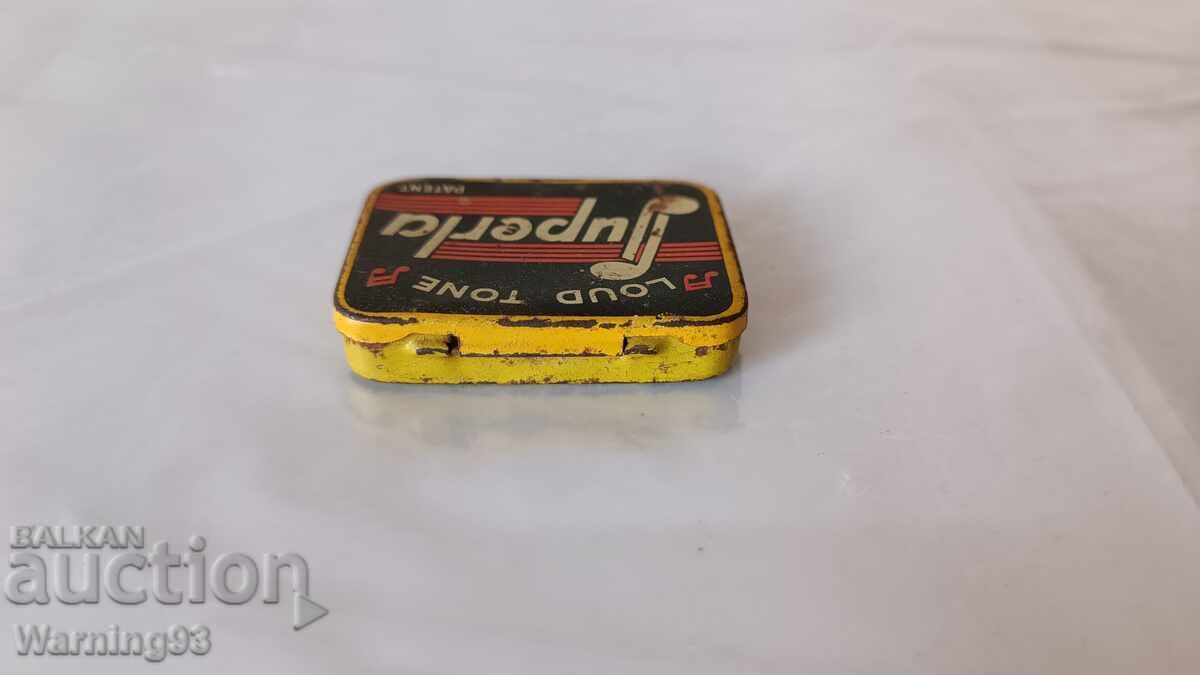 Auction Box of needles for an old gramophone with a crank - Superla - 1930s Auction Box of needles for an old gramophone with a crank - Superla - 1930s