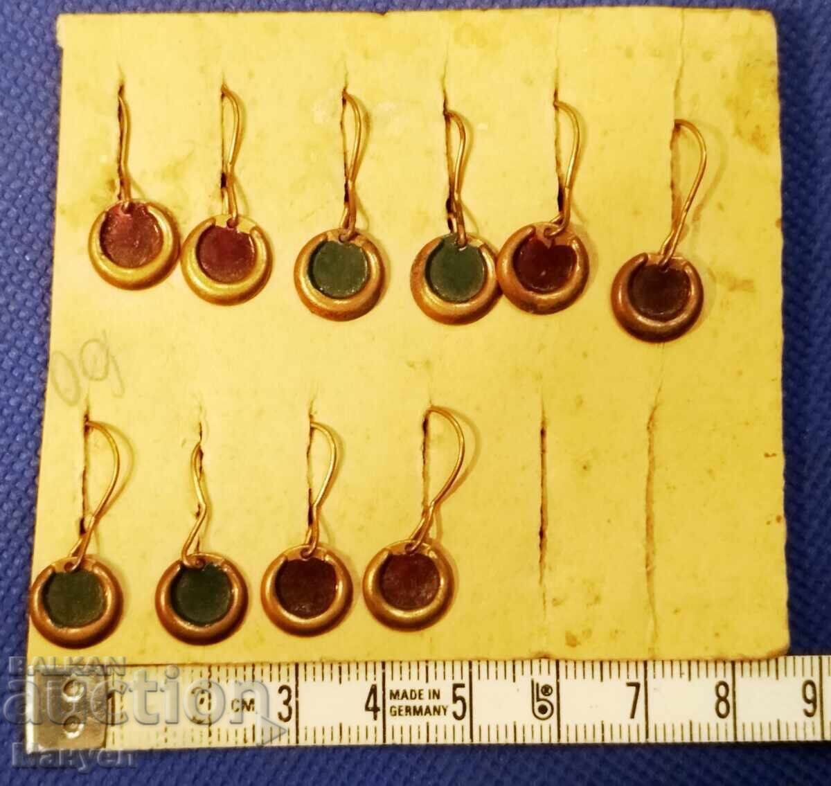 Παλιά σκουλαρίκια, Βασίλειο της Βουλγαρίας 5 ζεύγη με τιμή € 14.90 | 29.14 BGN Παλιά σκουλαρίκια, Βασίλειο της Βουλγαρίας 5 ζεύγη με τιμή € 14.90 | 29.14 BGN