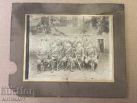 Παλιά σκληρή φωτογραφία στρατιωτικών αξιωματικών Α' Παγκοσμίου Πολέμου