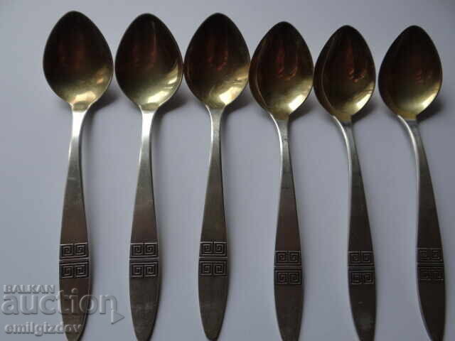 Сребърни лъжички с цена € 330.00 | 645.42 лв.