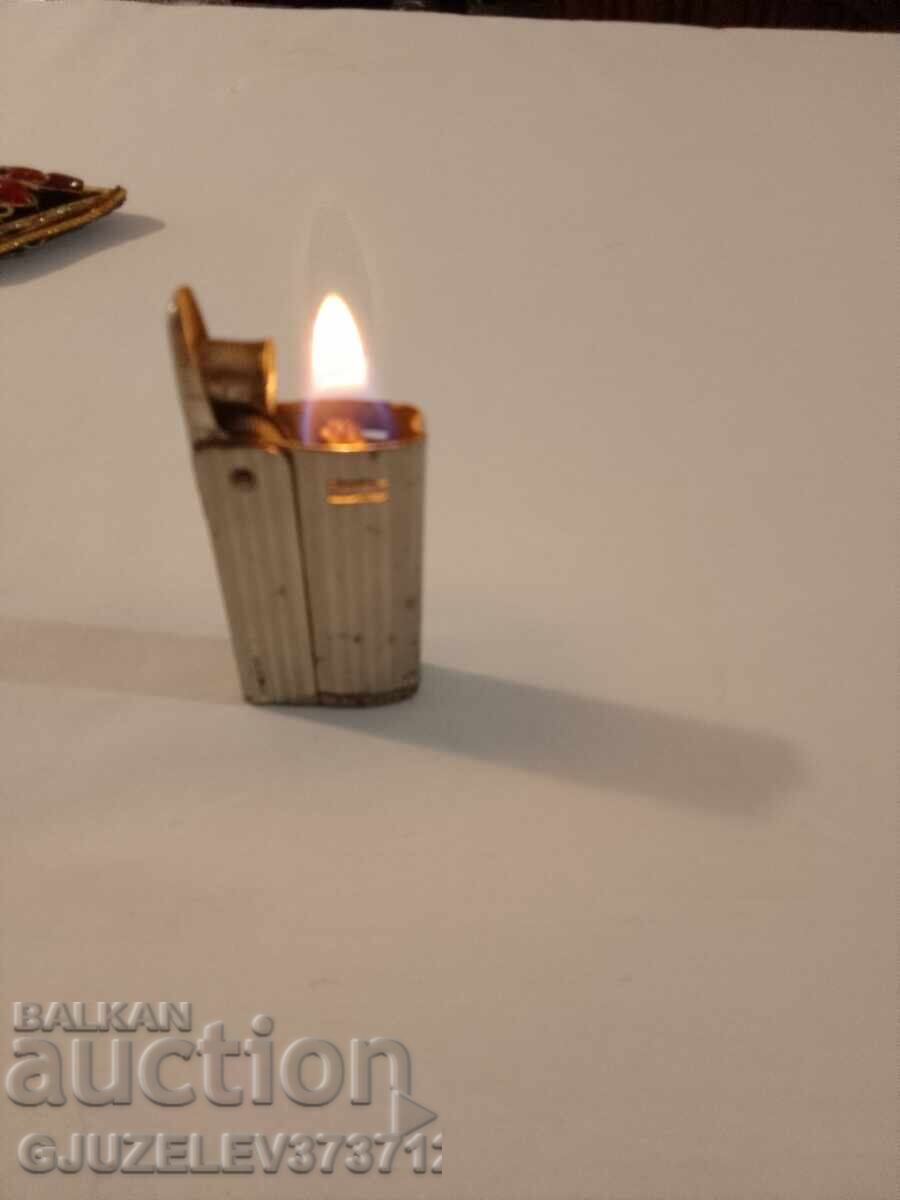 Бензинова запалка