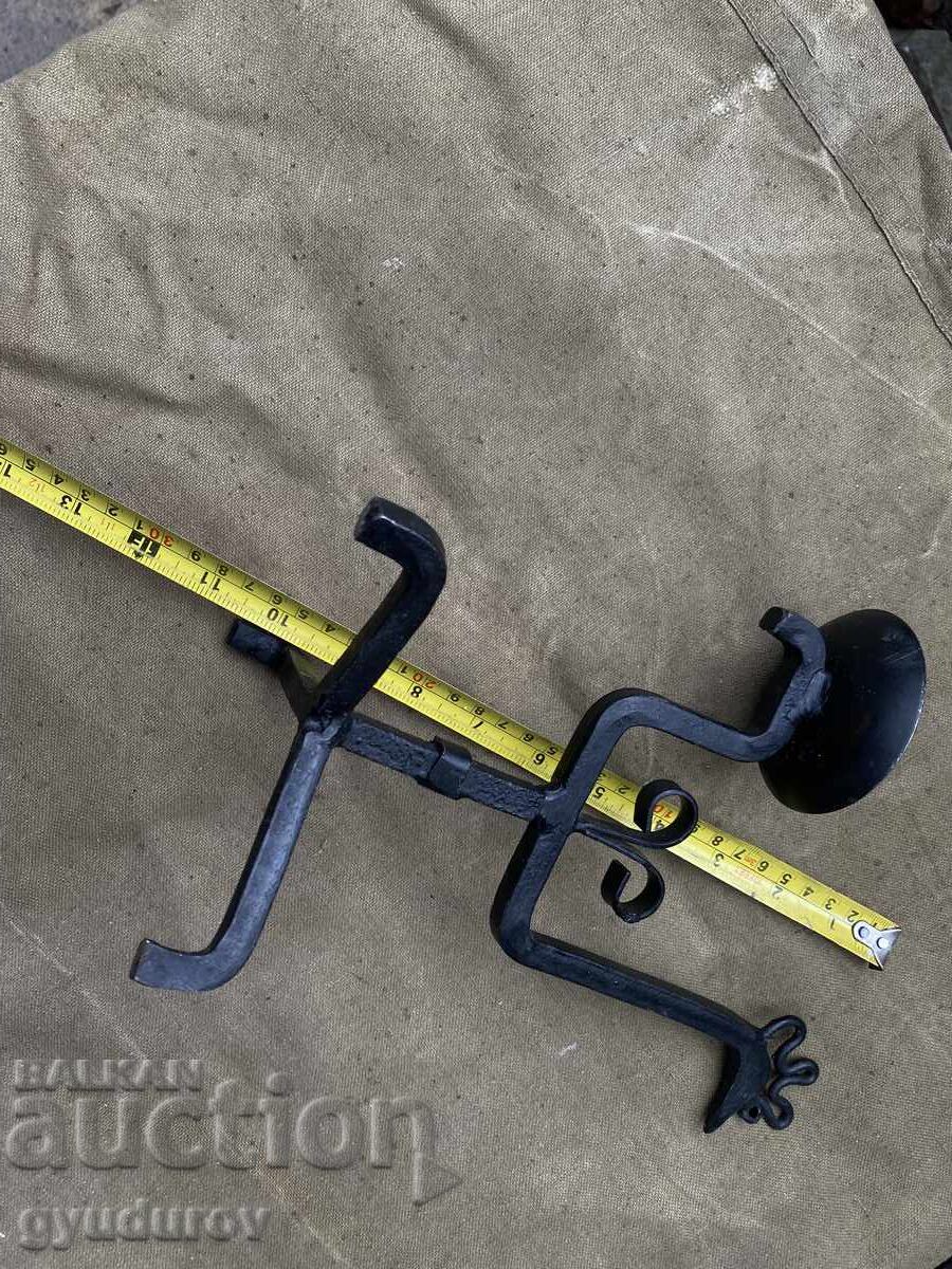 Sfeşnic cu preț € 5.11 | 9.99 BGN Sfeşnic cu preț € 5.11 | 9.99 BGN