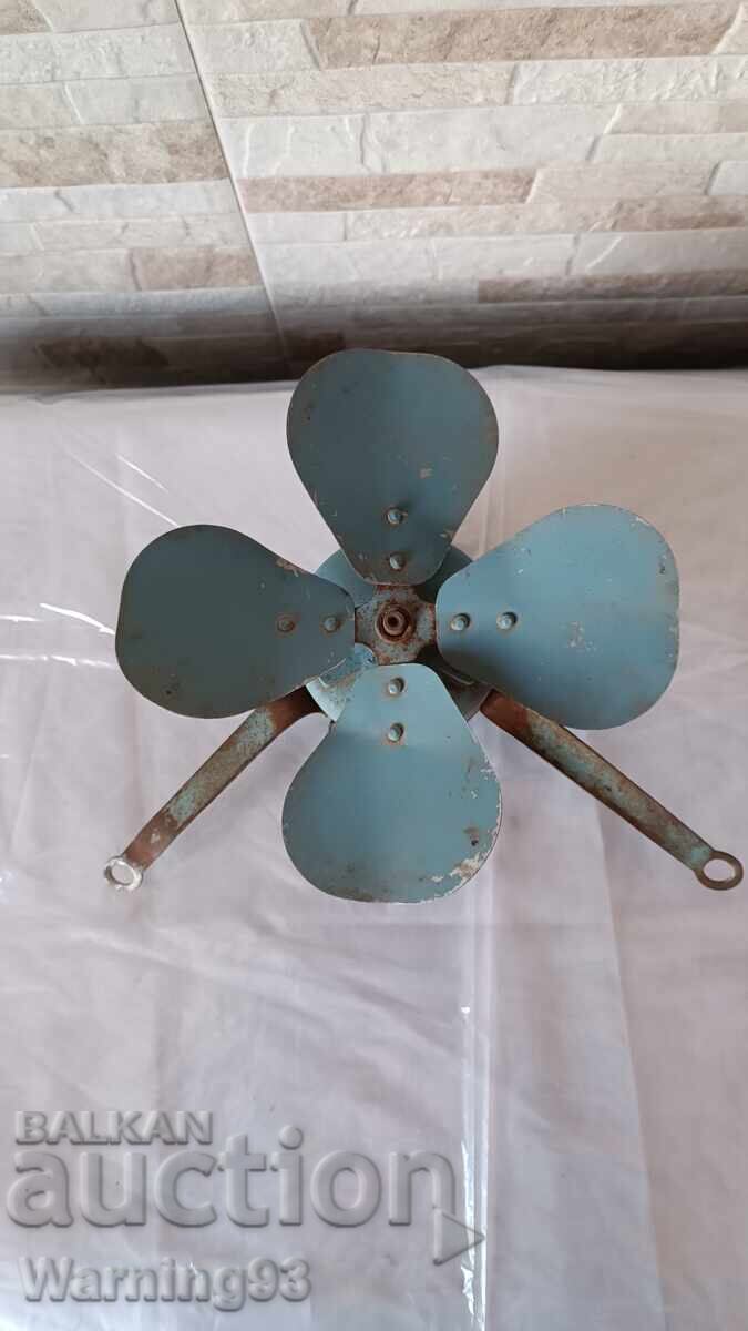 Old fan - ELPROM - 220V - 24W - 1981 Old fan - ELPROM - 220V - 24W - 1981