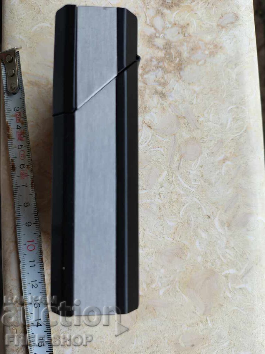 Δημοπρασία Αχρησιμοποίητη μεταλλική ταμπακέρα Δημοπρασία Αχρησιμοποίητη μεταλλική ταμπακέρα