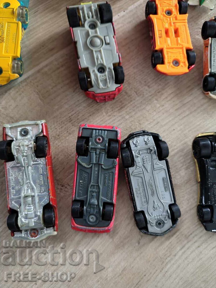 Лот колички 16 бр. с цена € 20.00 | 39.12 лв.