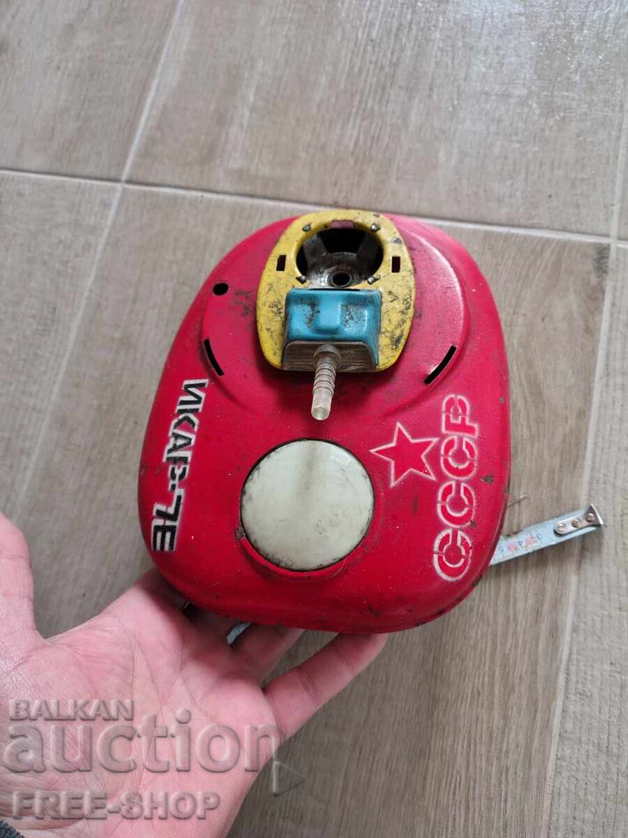 Παλαιό Ρωσικό τανκ από λαμαρίνα