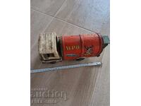 Ένα παλιό τσίγκινο παιχνίδι