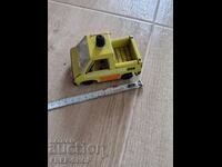 Ένα παλιό τσίγκινο παιχνίδι