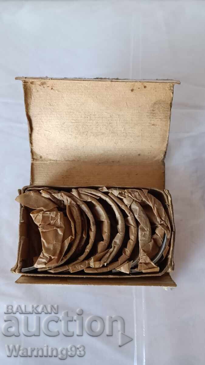 Комплект биелни лагери за ЛАДА- 21010-100010413 Комплект биелни лагери за ЛАДА- 21010-100010413