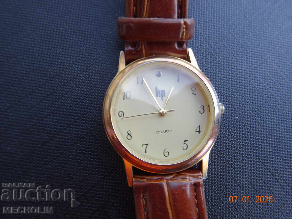 Auction LIP WATCH Auction LIP WATCH