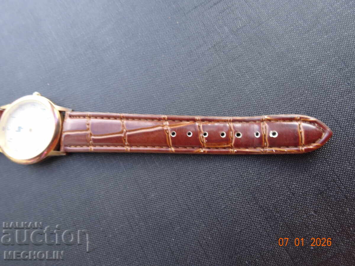 LIP WATCH - 5 LIP WATCH - 5