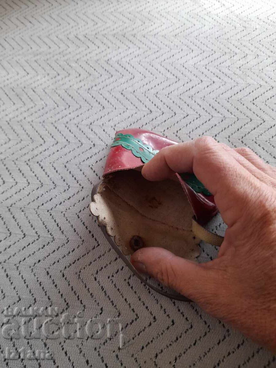 Доставка на Старо детско портмоне