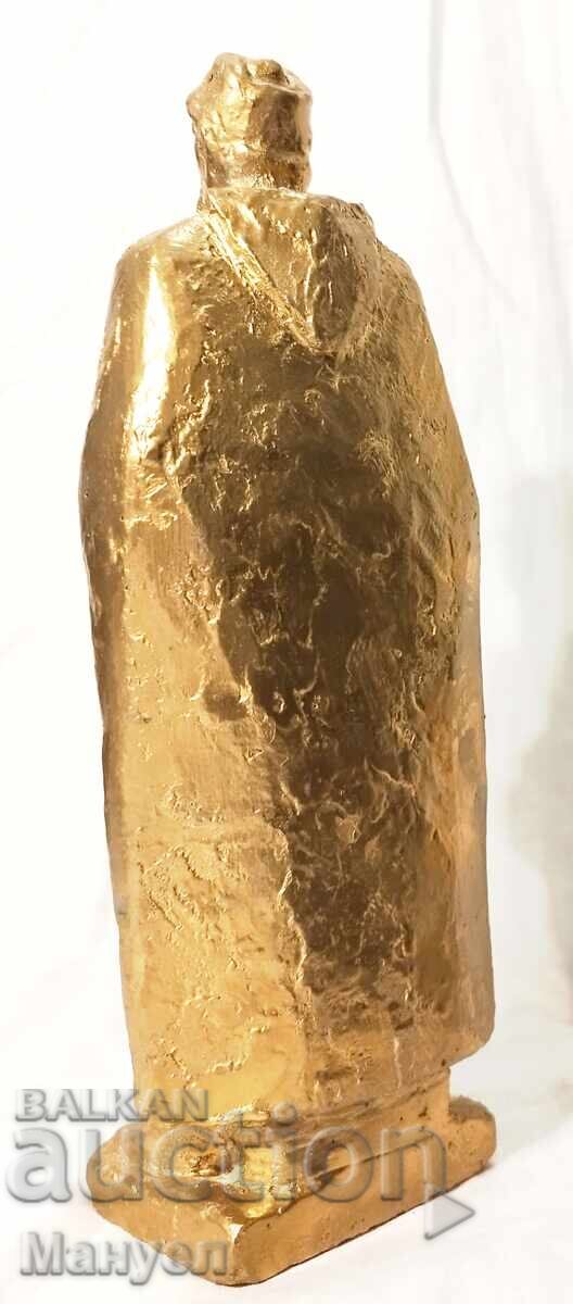 Доставка на Статуетка на Ерушин войвода. Доставка на Статуетка на Ерушин войвода.