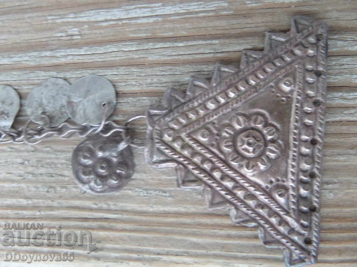 Παλιά κοσμήματα, ασήμι, σατσάν, ακτσέδες με τιμή € 45.00 | 88.01 BGN