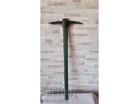 Mică târnăcop militar din epoca socialistă