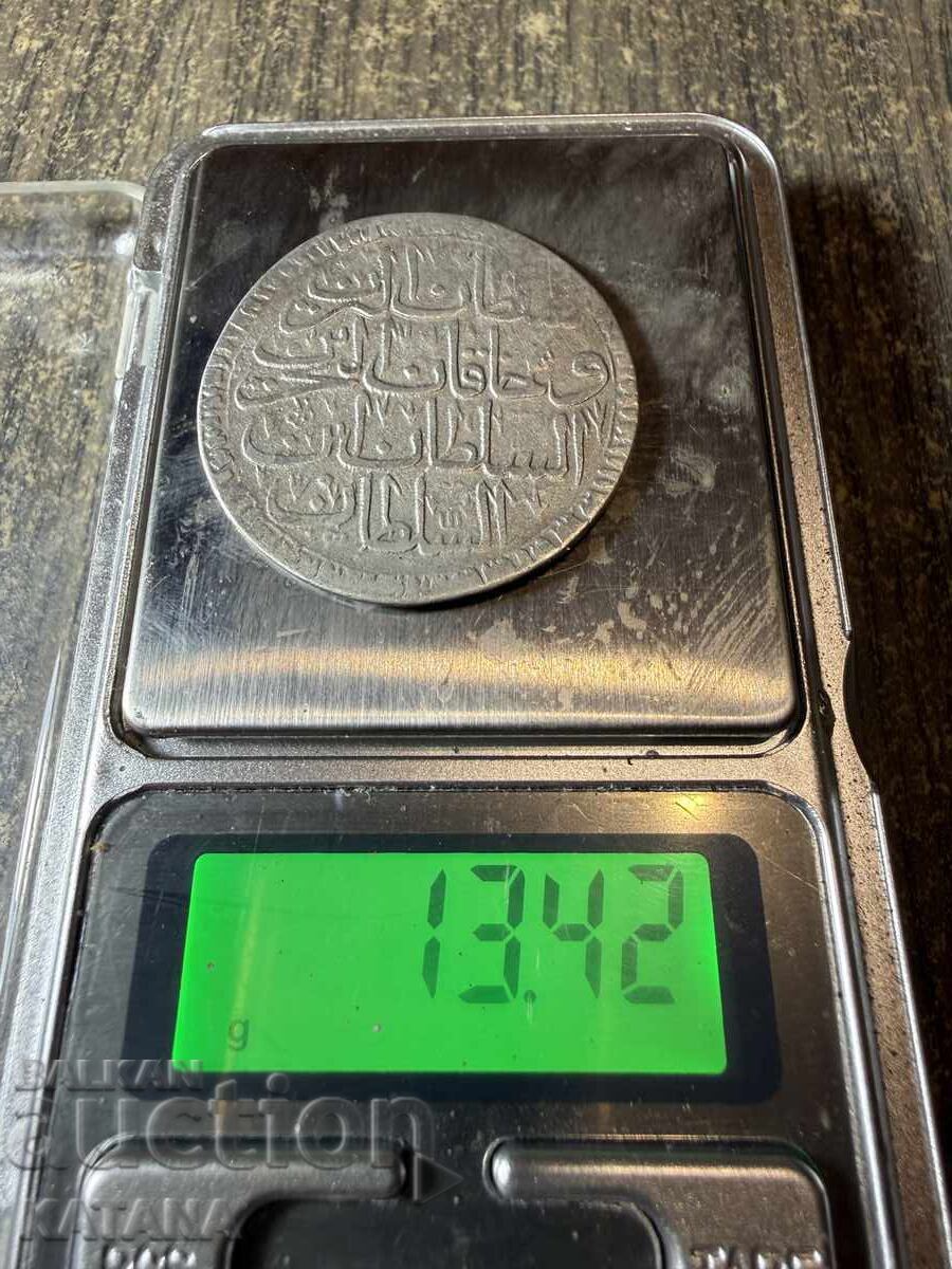 Licitație Monedă Otomană Ahmed al III-lea 1115 Licitație Monedă Otomană Ahmed al III-lea 1115