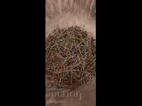 Bucket with resistances, hundreds of pieces - 330 K. BZC