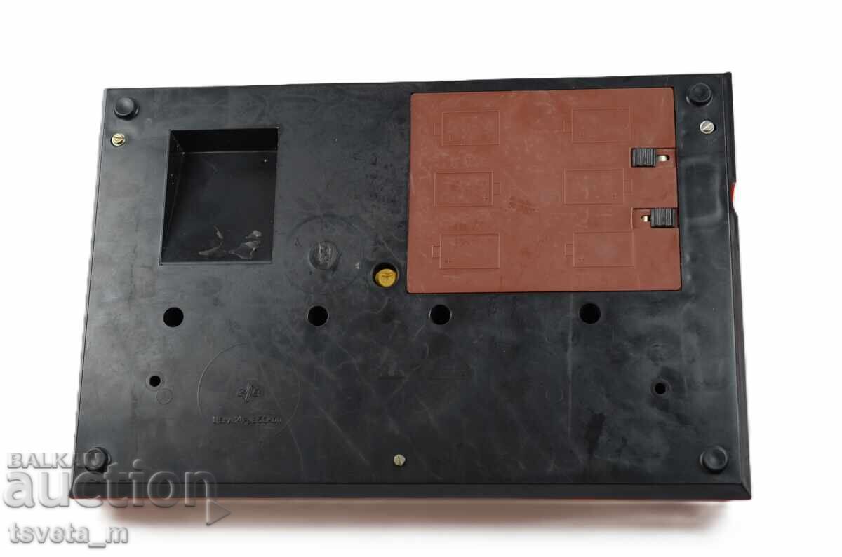 Delivery of Children's Synthesizer "Gnomik" from the 1980s USSR Social Delivery of Children's Synthesizer "Gnomik" from the 1980s USSR Social