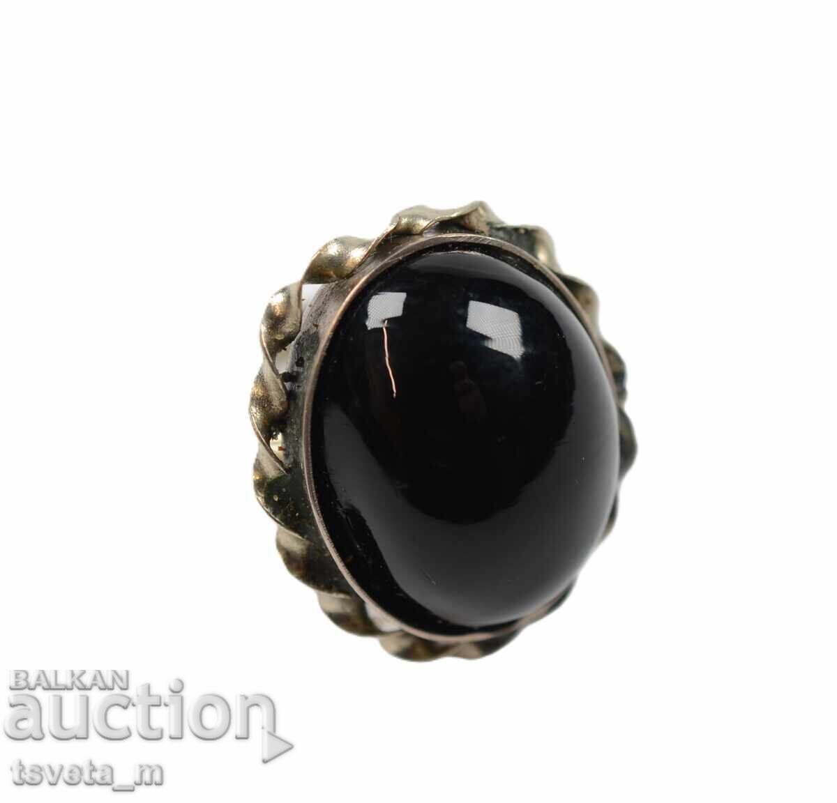 Δημοπρασία Ενα δαχτυλίδι Δημοπρασία Ενα δαχτυλίδι