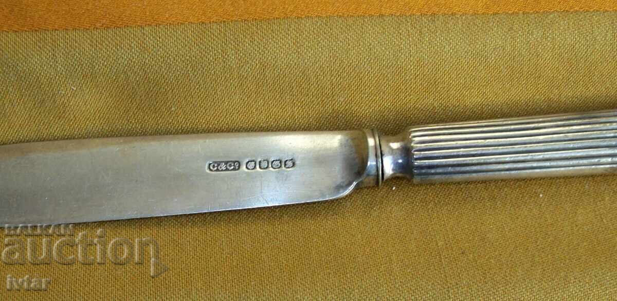 O mulțime de cuțite - 7