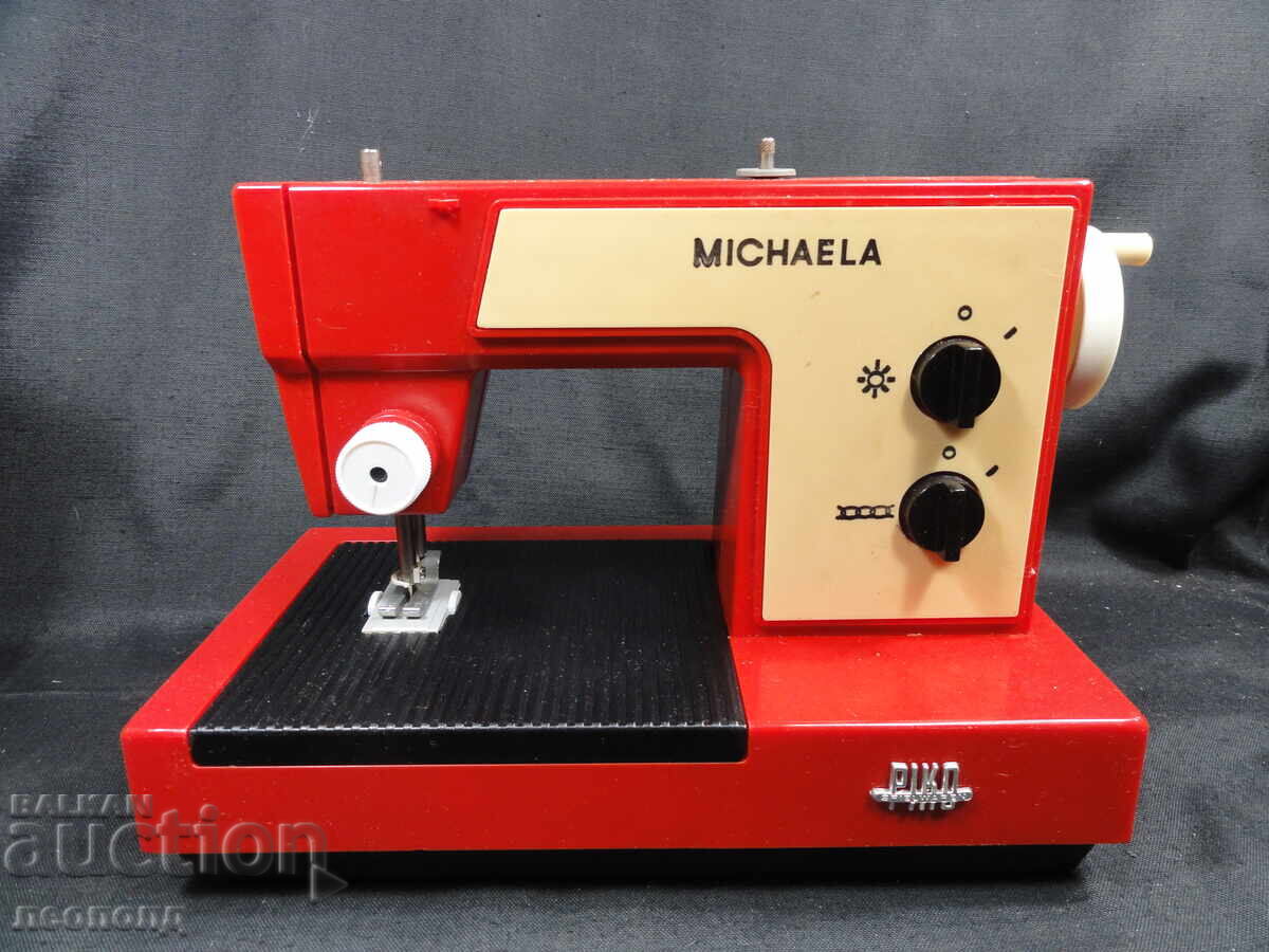 MAȘINĂ DE CUSUT VECHE RETRO SOȚ DDR RDG PIKO MICHAELA cu preț € 25.00 | 48.90 BGN