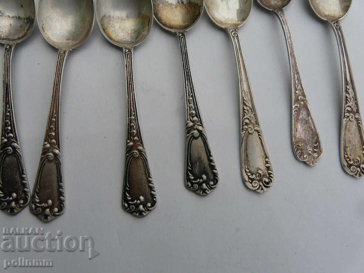 Сребърни лъжички с цена € 135.00 | 264.04 лв.