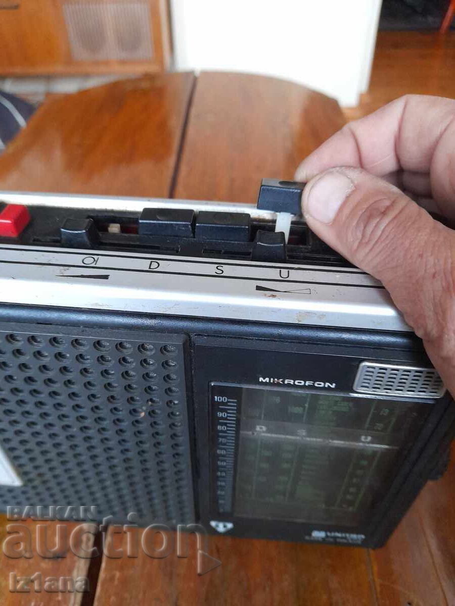 Παλιό ραδιοκασετόφωνο Grundig MK2500 - 6 Παλιό ραδιοκασετόφωνο Grundig MK2500 - 6