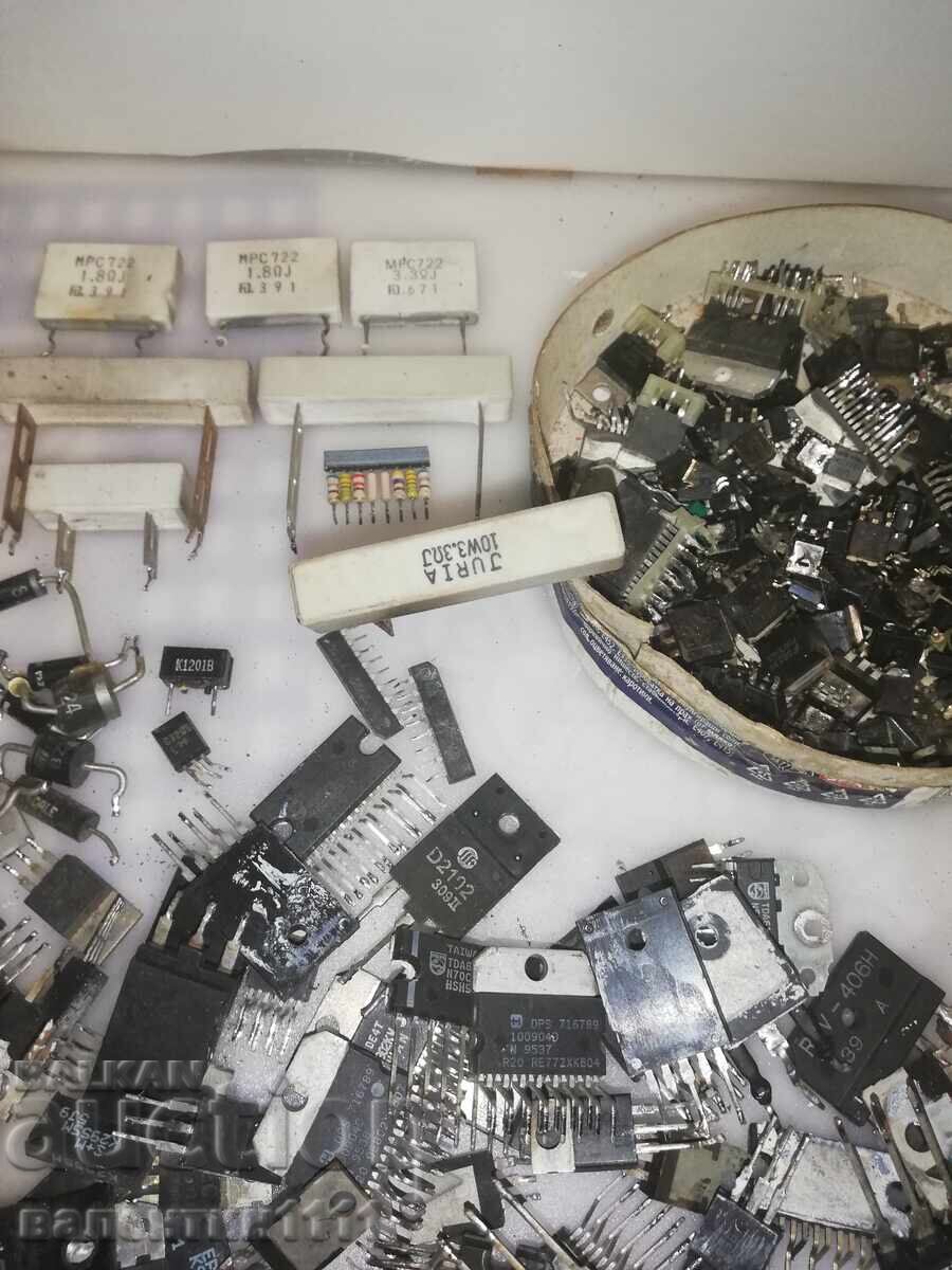 Livrarea Deșeuri electronice