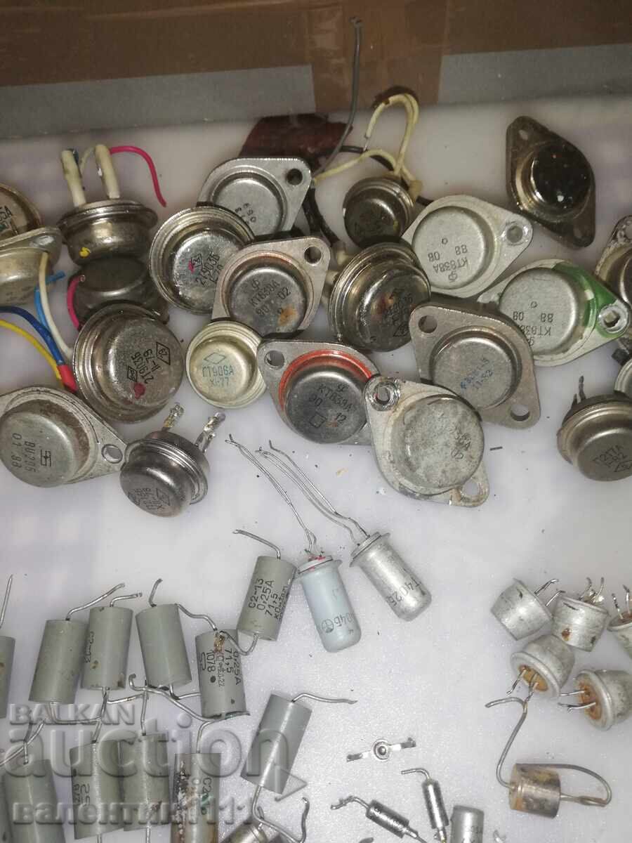 Deșeuri electronice cu preț € 0.01 | 0.02 BGN