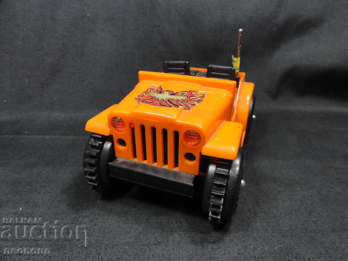 БЗЦ СТАРA РЕТРО ПЛАСТМАСОВА ИГРАЧКА ДЖИП