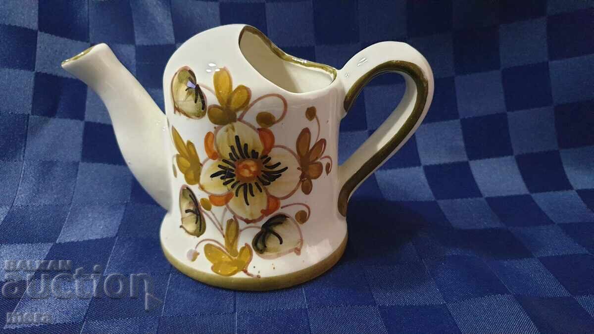 Πορσελάνινο σκεύος - κανάτα, ποτιστήρι Πορσελάνινο σκεύος - κανάτα, ποτιστήρι