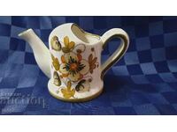 Порцеланов съд -каничка,лейка