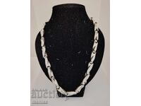 Lanț argintiu frumos marcat