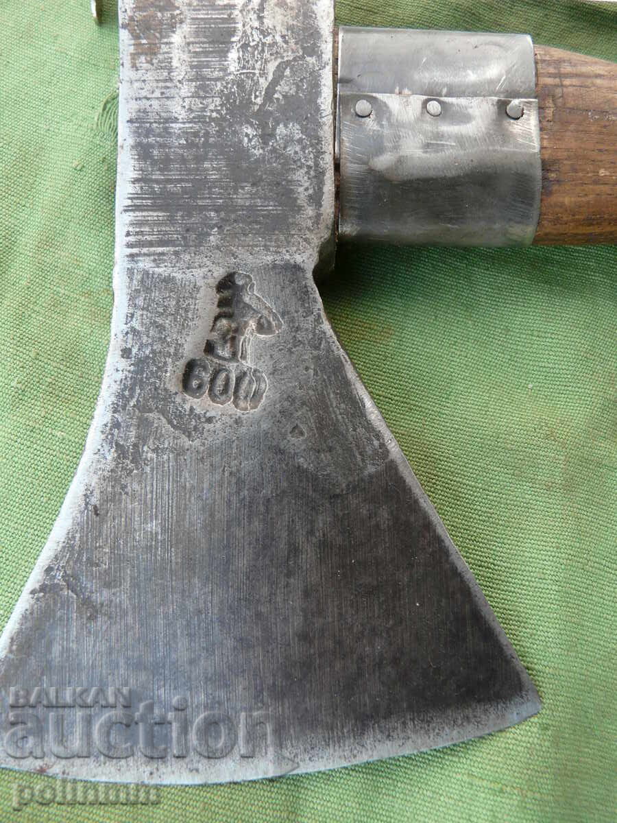 Стар немски топор - 593 с цена € 40.00 | 78.23 лв. Стар немски топор - 593 с цена € 40.00 | 78.23 лв.