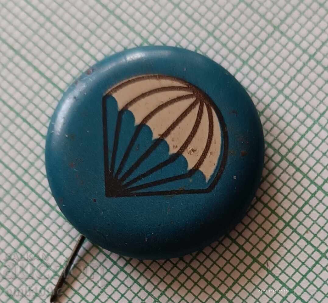 Livrarea Insigna - Parașutism Parașutism