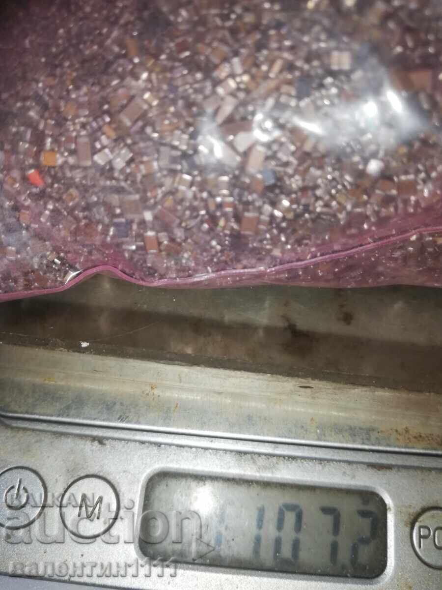 Аукцион Електронна скрап SMD кондензатори Аукцион Електронна скрап SMD кондензатори