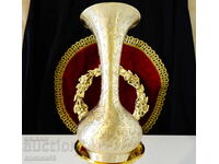 Χάλκινη καράφα, βάζο, ανάγλυφη χάραξη, σήμανση