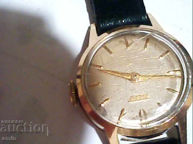 14k gold Damaski 4-hour TISSOT watch works perfectly with price € 350.00 | 684.54 BGN