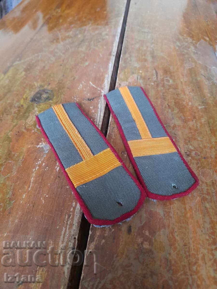 Стари пагони Старшина Стари пагони Старшина