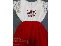 Детска рокличка,везана с ръчна дантела